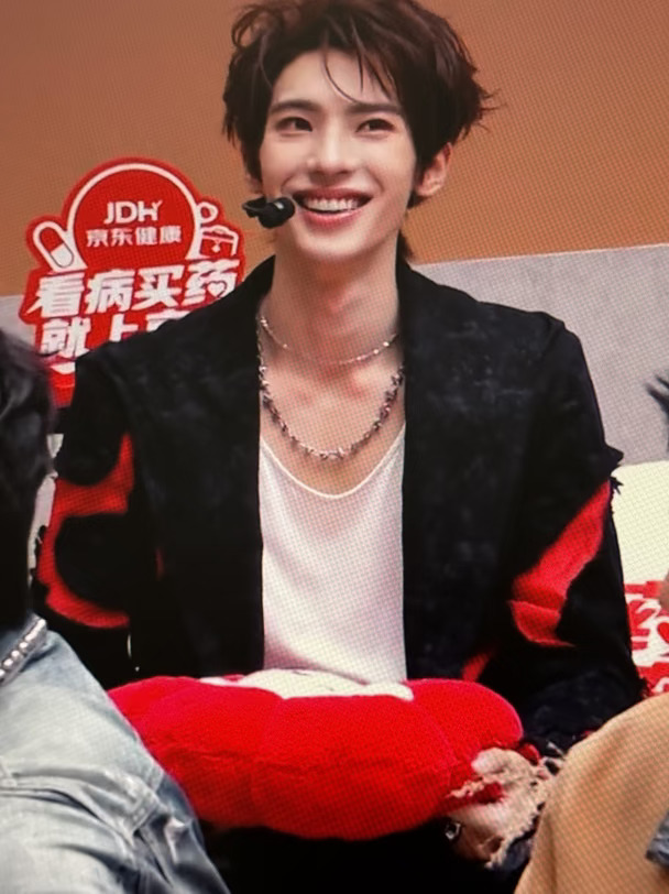 感受颜安今晚颜值