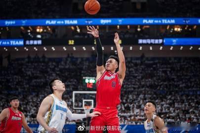 小贺最后的三分太硬了，差点完成第二次绝杀！<span class="u...