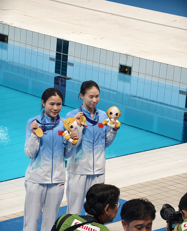 可爱两小只