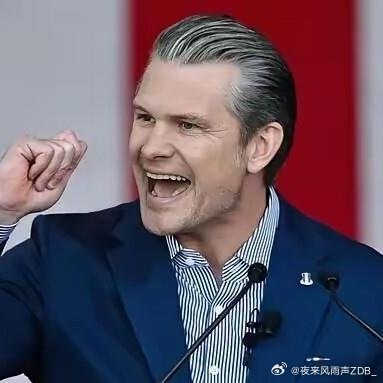 《美国战争部长赫格塞斯再次谈到中国，他声称：这是现代史上规模最大的一次军事集结，美国船坞自己先脸红，关岛推土机比军舰跑得还快》10月18日这天，赫格塞斯又把那句话端出来了。“这是现代史上规模最大的一次军事集结，放全球历史里也少见。”驱逐舰总数六十多艘。 ​