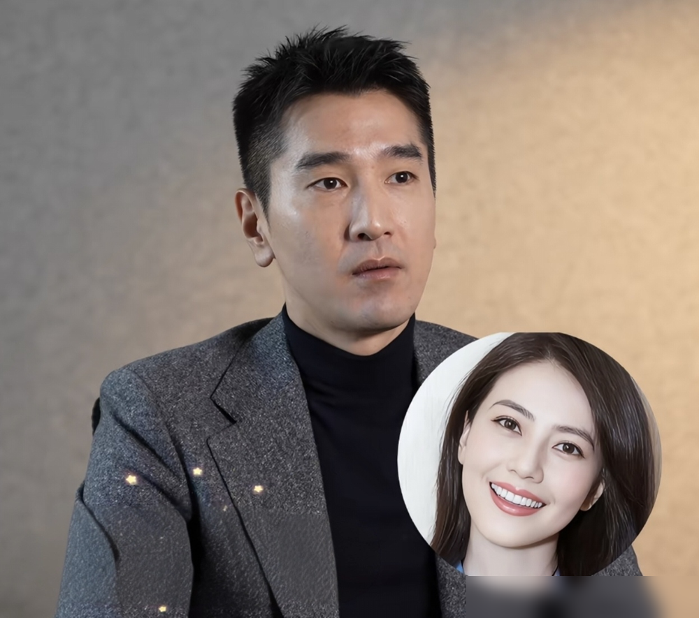 抢走国民女神高圆圆就算了，生个女儿竟然完美避开了妈妈的盛世美颜。
《中餐厅》里，赵又廷当着黄晓明和贾静雯的面，崩溃倒苦水：为什么我女儿那么像我？我多希望她像她妈！
闺蜜贾静雯顺势一刀戳在心窝上，说你女儿百分之九十九点九像你，当场把赵又廷干破防了，垂头丧气直叹气。
连高圆圆自己都认命，公开吐槽闺