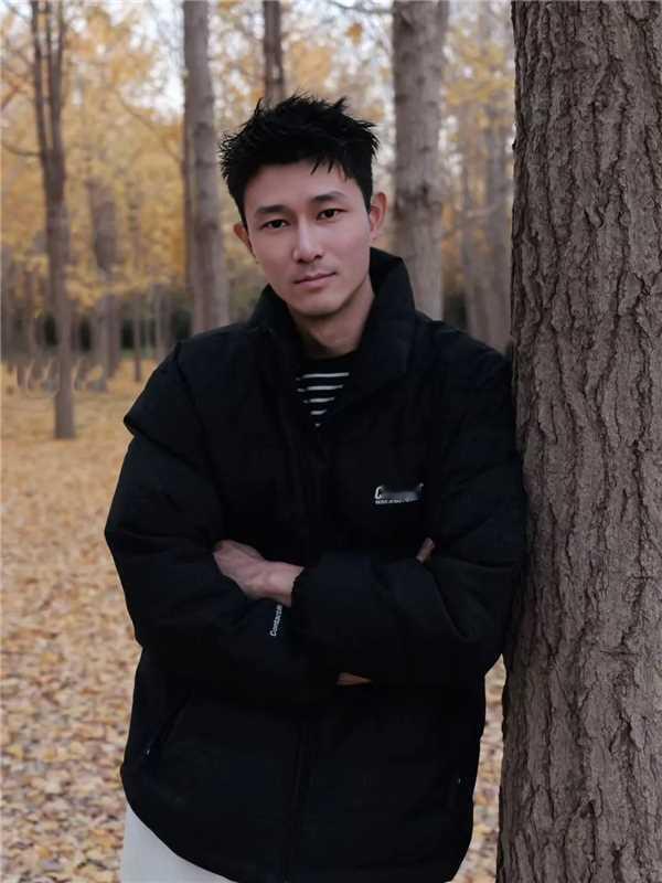 <p>气场全开 气质范 荷尔蒙 黑色系穿搭 <!--{img:0}--...