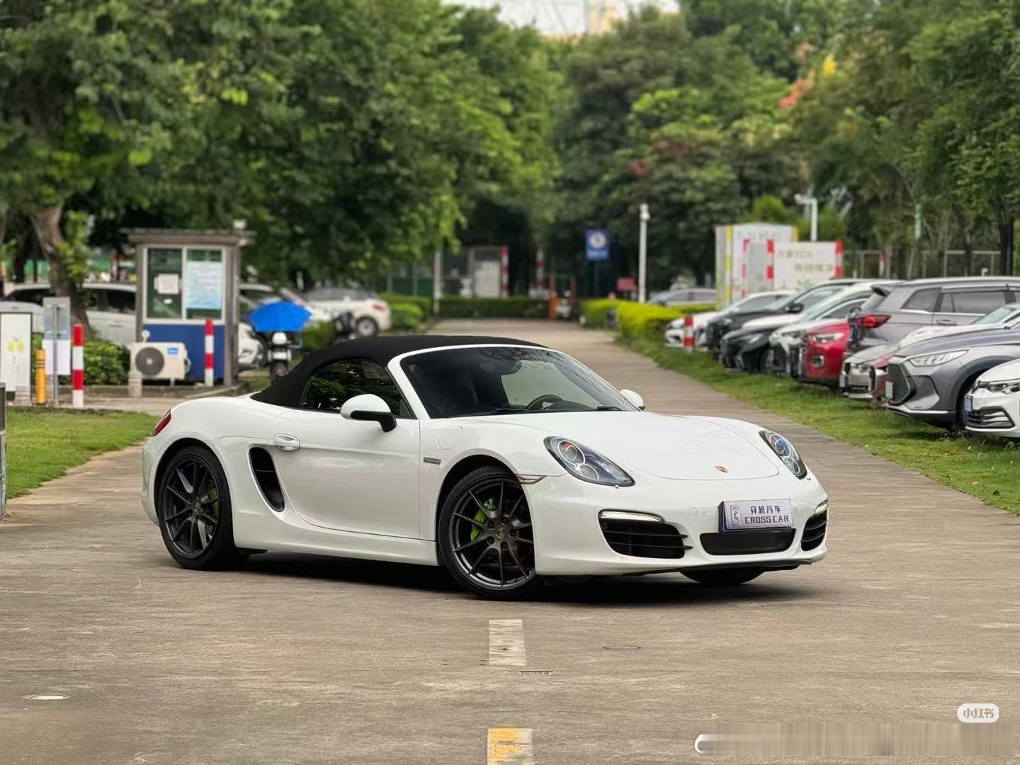 这辆开过的保时捷Boxster，实表跑了7.2万公里，全车原版只有 一个面补漆，带有透明车衣，极品车况很正常，开出去就是很拉风的感觉，还是自己跟得上的马自达MX-5 ​