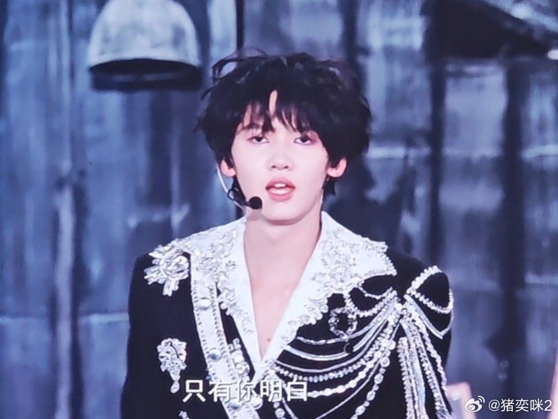 #张奕然[超话]# 🧡#张奕然杀手舞台好帅# 🧡#张奕然 四代表管天花板# 杀手张奕然～～把妈咪的心都偷走啦呜呜呜！妈咪还在想你！​