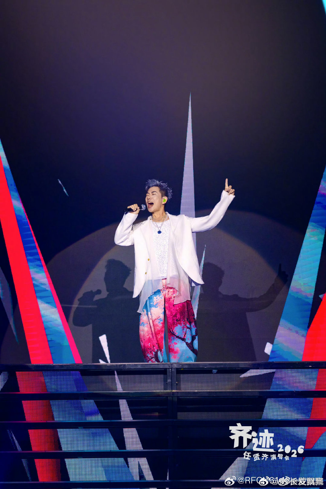 #任贤齐的小齐家族[超话]# 性感的齐哥 ​