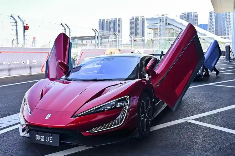 还多久能超越日本丰田？🔥 重磅喜讯！2025年全球汽车销量TOP1...