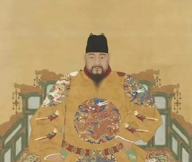朱祁镇能活着离开瓦剌阵营，原因挺复杂。起初，他身份贵重，瓦剌留着他能换钱、换地，还能要挟明朝。可明朝大臣按“不妥协”祖制，放弃营救他，光速立了新帝朱祁钰。这下朱祁镇从尊贵皇帝变成了可有可无之人。
瓦剌首领也先确实筹算过如何用这个“太上皇”换些好处。他扣着朱祁镇，整整一年，派了好几拨使者去北京，提过以