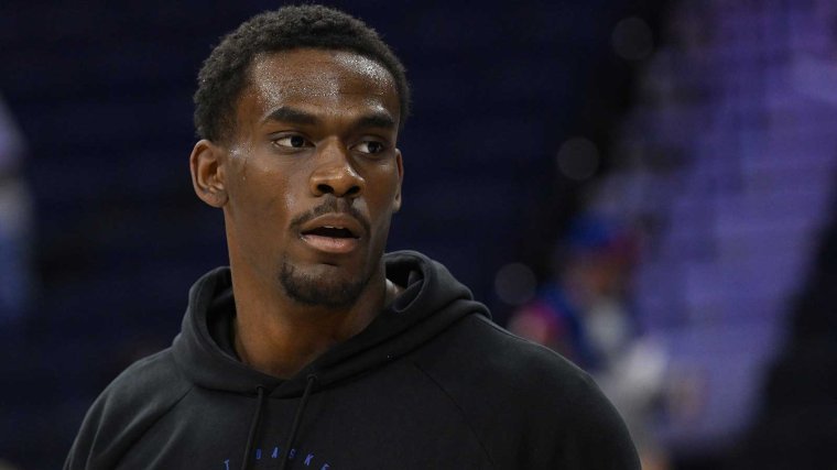 NBA续约僵局持续！活塞不愿匹配凯斯勒薪资标准，杜伦追求亿元长约 湖人...