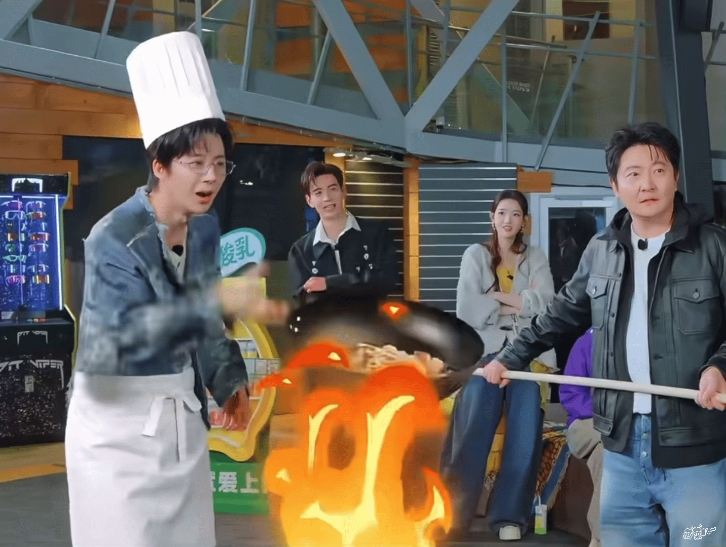  | | | 摩登兄弟 您的霸总小厨宁上线 我想平凡的日子借一点光 ...
