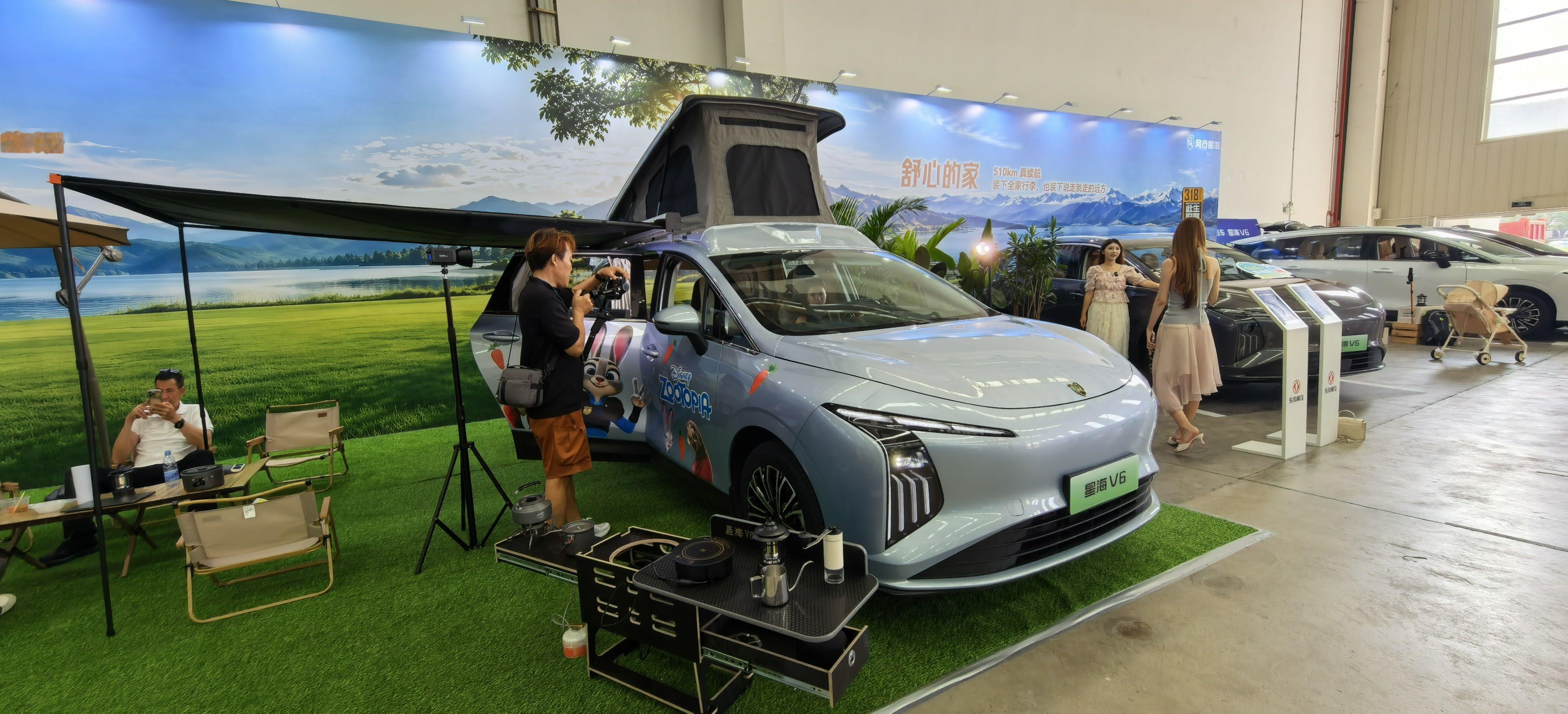 东风柳汽星海V6原厂房车只要11万余元。升顶帐篷原厂标配，密封好，不用为后期加装导致验车恢复原状态而闹心列宁评车