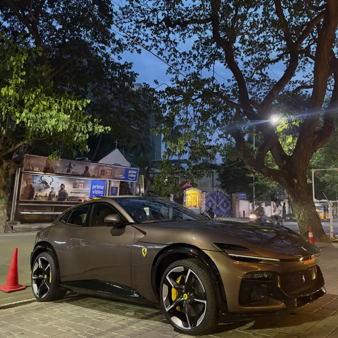 街边捕获Bronzo Cauley 🔝
法拉利Purosangue 定制古铜色