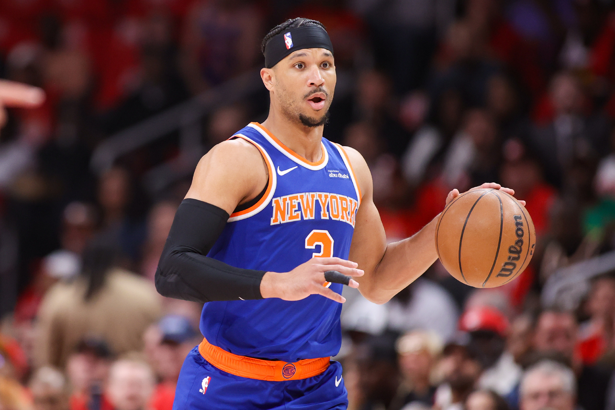 NBA总决赛明天将继续进行，尼克斯队球员约什·哈特今天接受采访时，谈到...