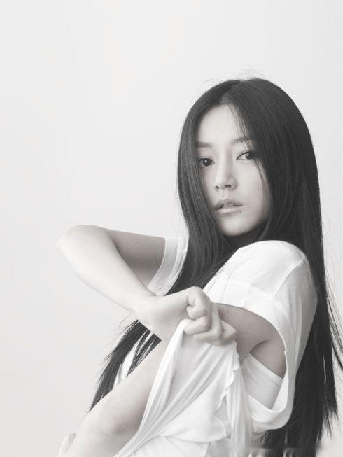 早期卫诗雅，自然真实美[心]#卫诗雅##电影空枪# ​