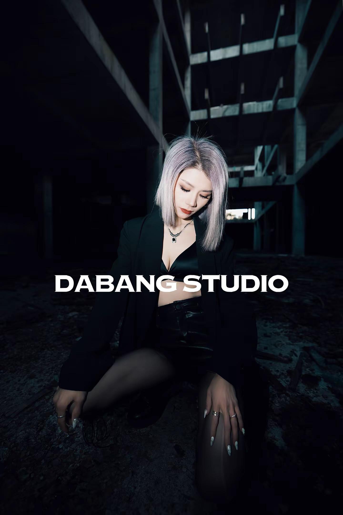 女汉子的硬照。