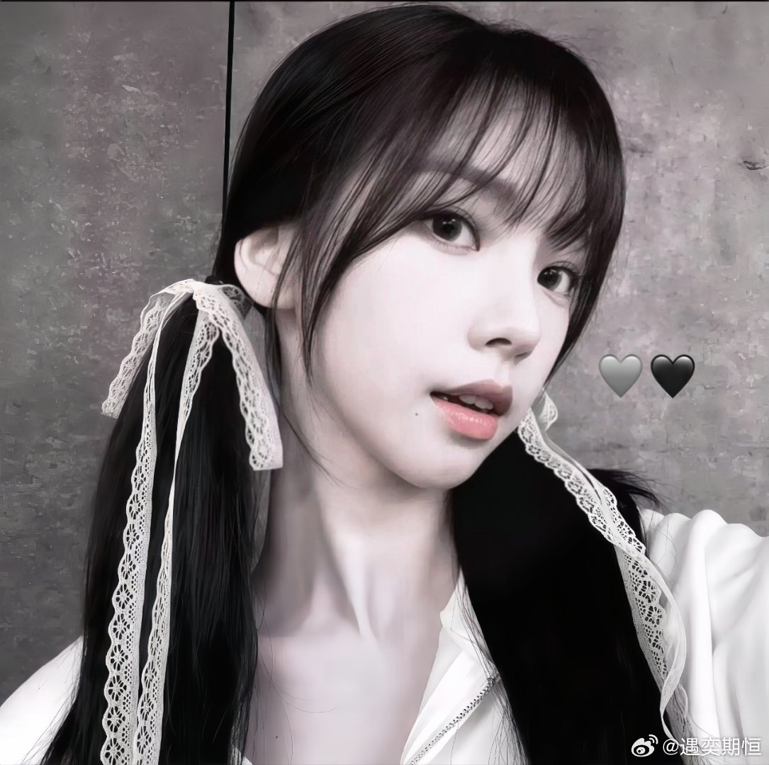 #柳智敏[超话]# karina简直就是萌妹子来的 ​