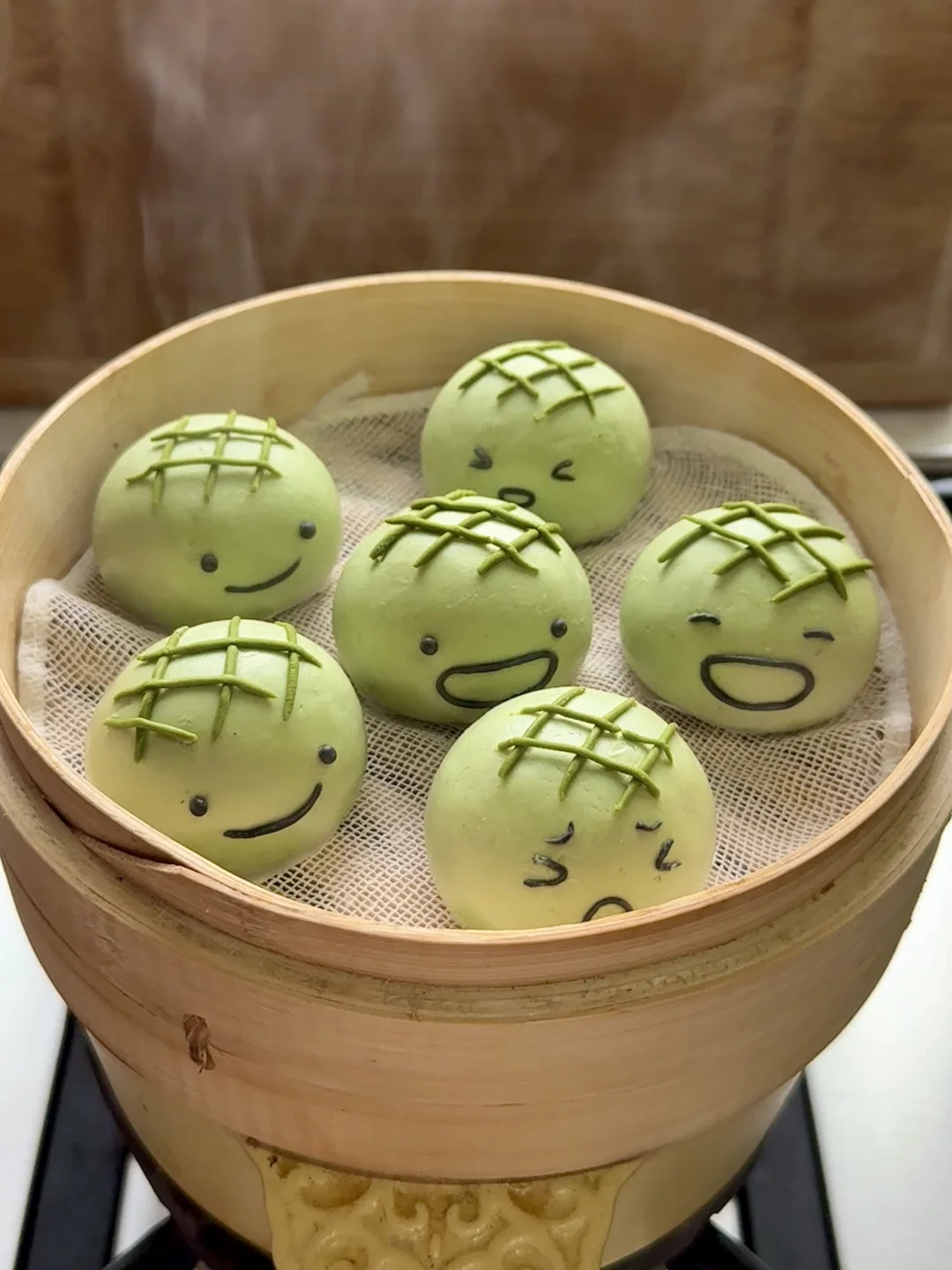 o⊥o 烤焦面包芋泥肉松青团🍈