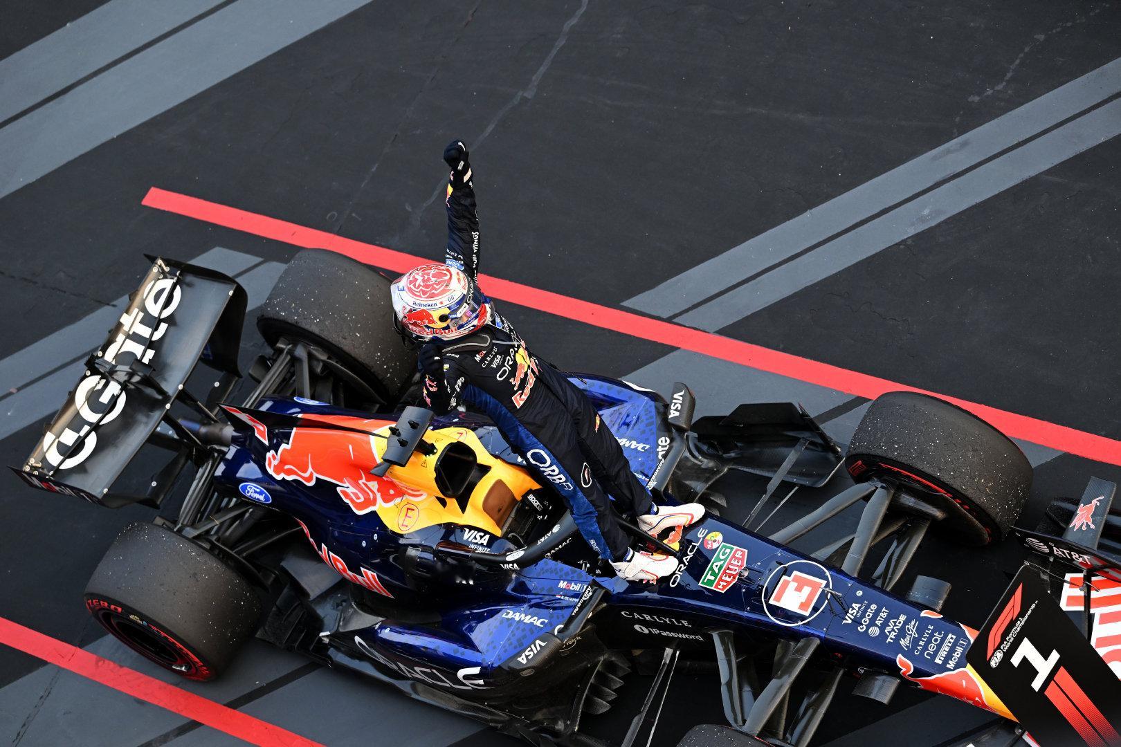 2017……2026

F1历史上间隔时间最长的赛道背靠背连胜纪录😮‍💨

#F1[超话]##2026F1巴林大奖赛雪邦站##维斯塔潘雪邦夺冠# ​