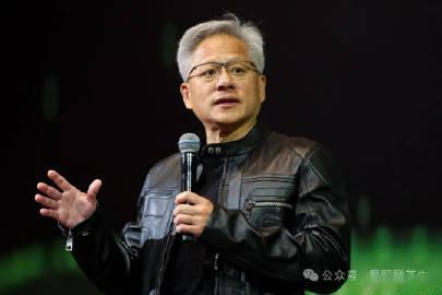 英伟达CEO黄仁勋穿过的标志性皮衣拍出96万美元，拍卖所得将全部捐出...