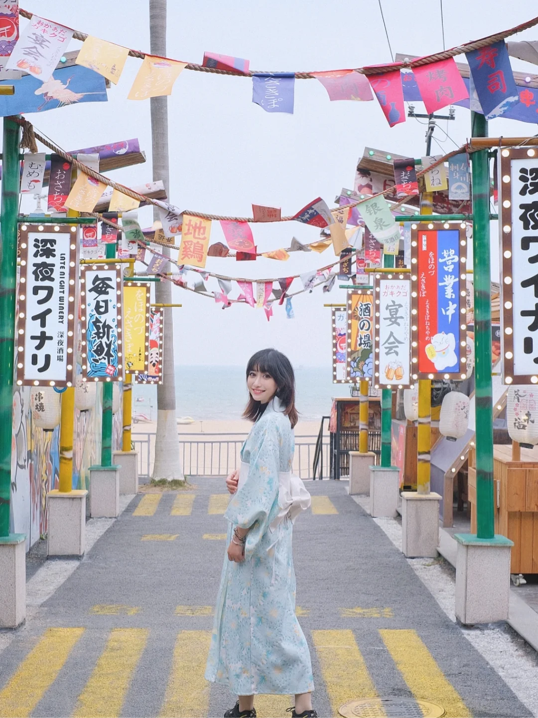 厦门海边深夜酒场，假装在日本
