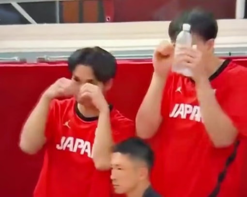 中国男篮惨败，还被日本球员嘲讽!