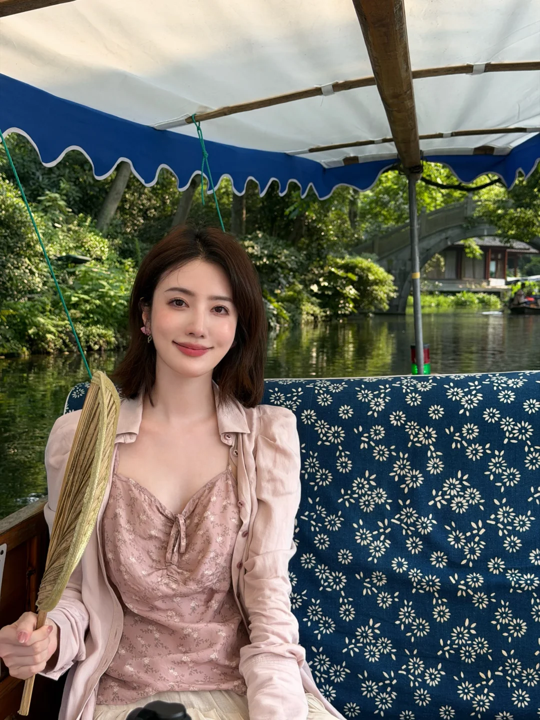 劝大家来西湖别随便划船⛵️