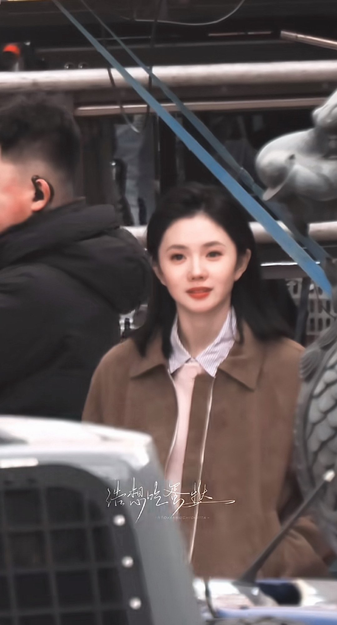 好俊啊，想和她来一场高干文学了 ​