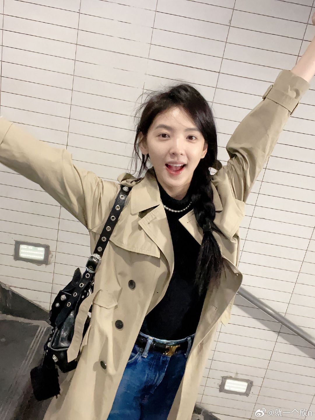 #章若楠沈千盏# 🩵#章若楠想把你和时间藏起来# 

隔着遥远距离遥遥守望我的偏爱永远只为你留存˚ꕥ 

​