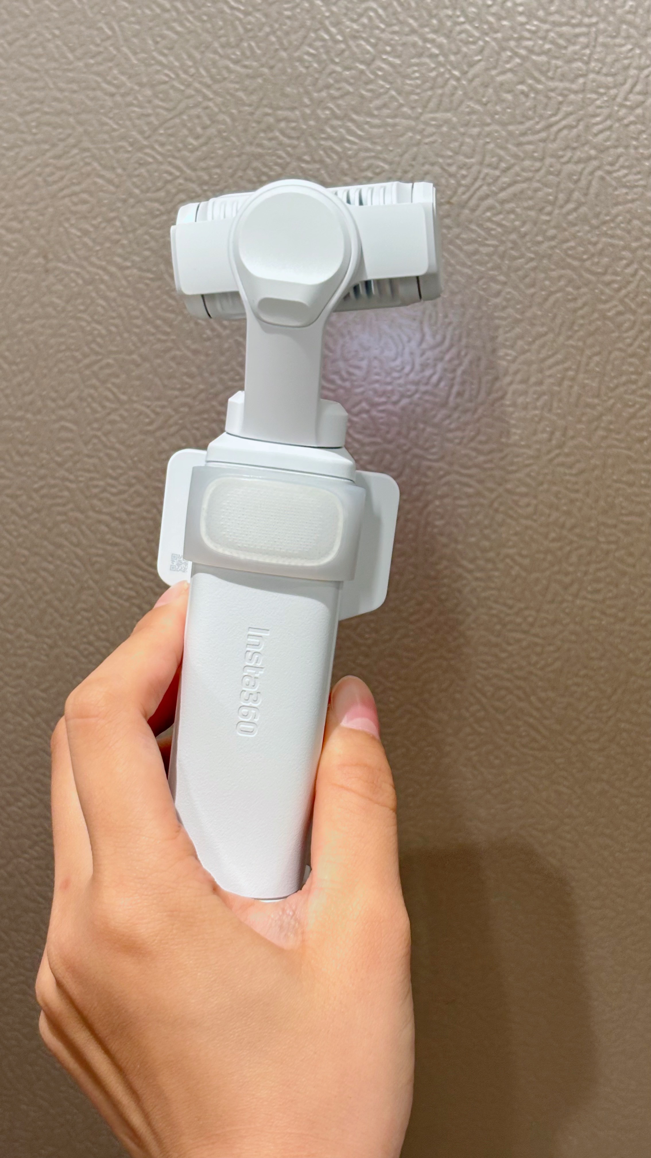 影石Insta360 Luna Ultra 莫名其妙的觉得好可爱啊啊 ...
