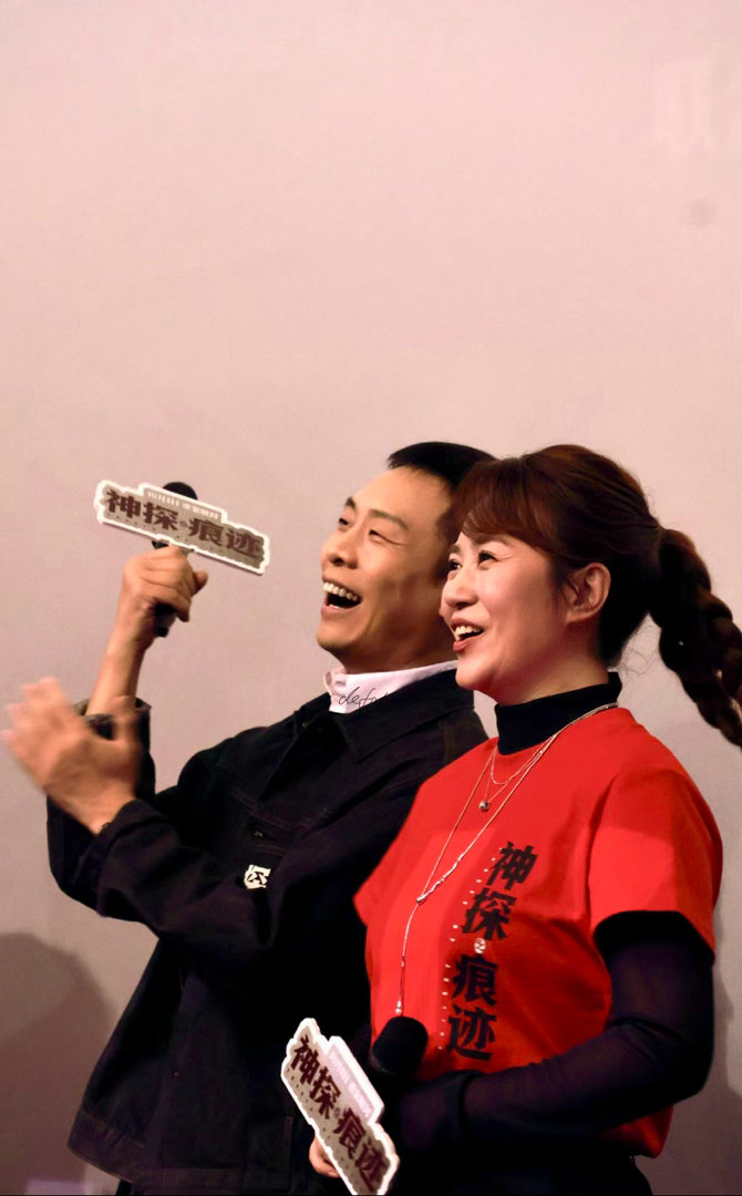 #张译[超话]#  笑的译[喵喵] ​