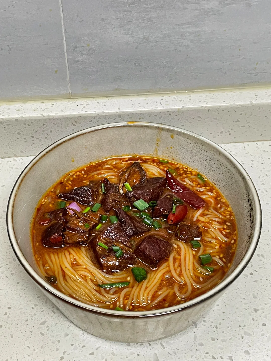 香迷糊的红烧牛肉米线，附详细做法～