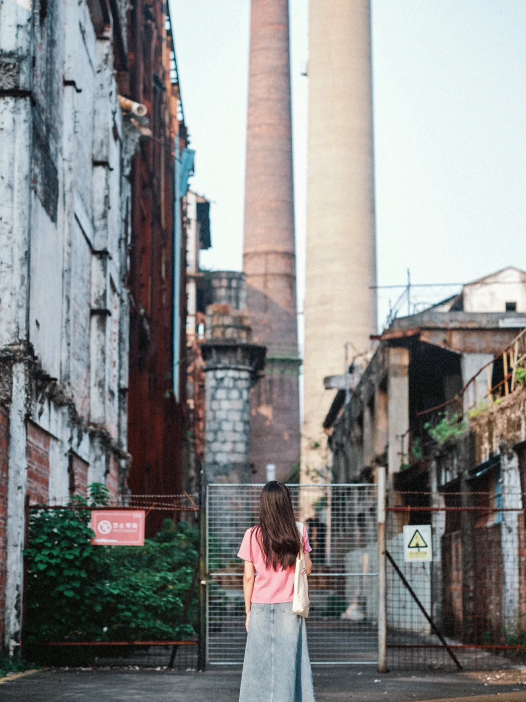 广州这个复古工业风的小镇拍照也太出片了！