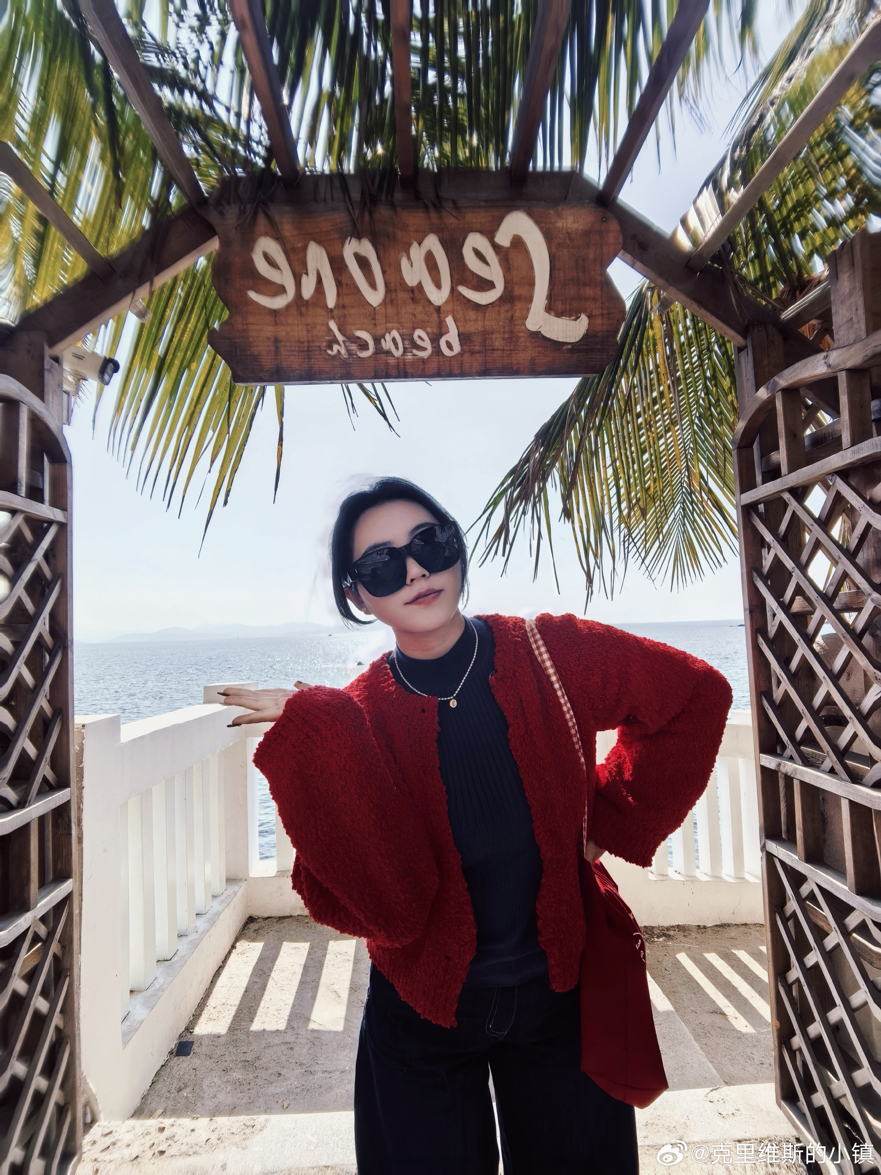 #深圳大鹏玻璃海# ​
