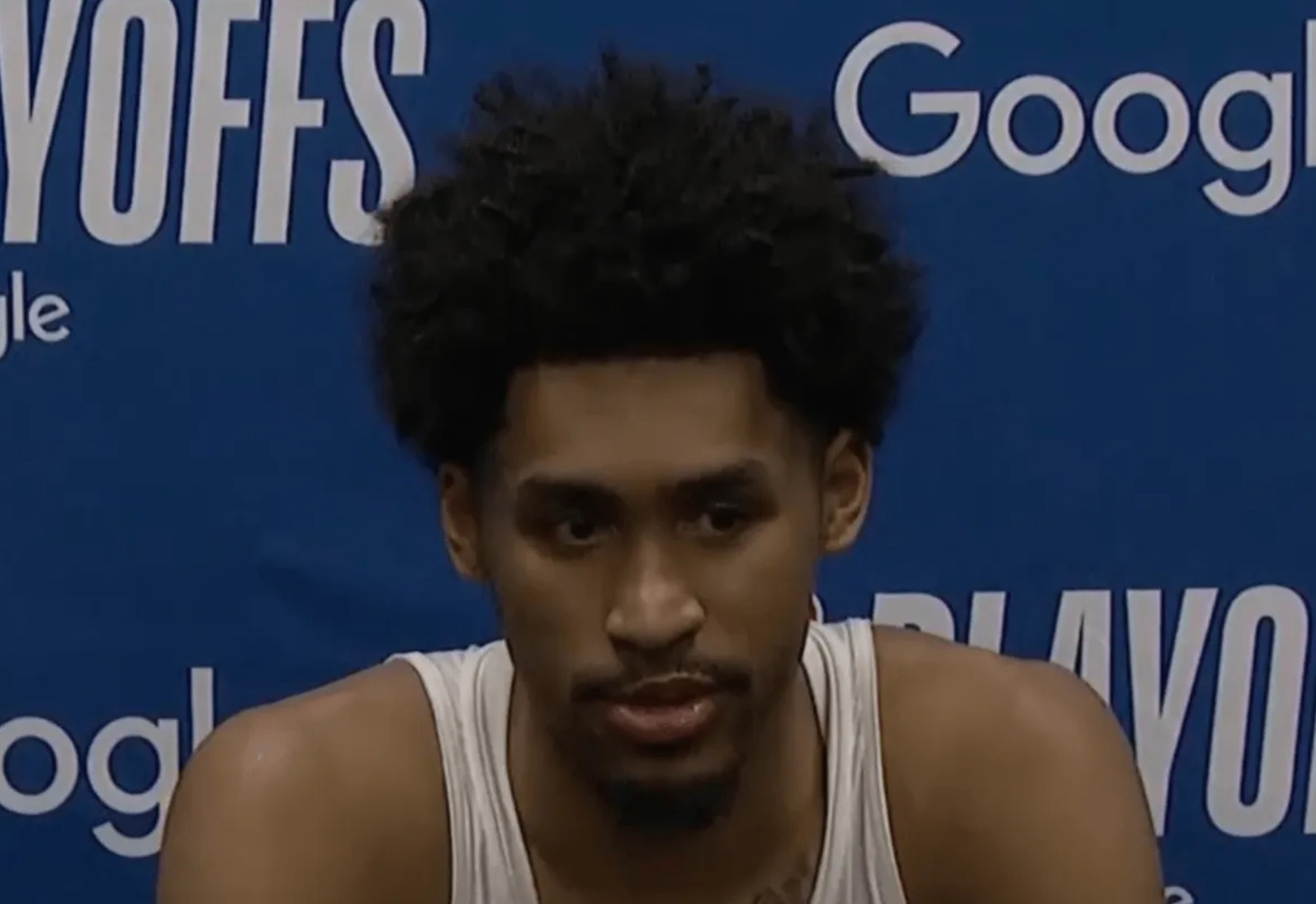 哈珀采访全文：文班不是故意的，对方一直在不停地拉拽他  今日NBA季后...