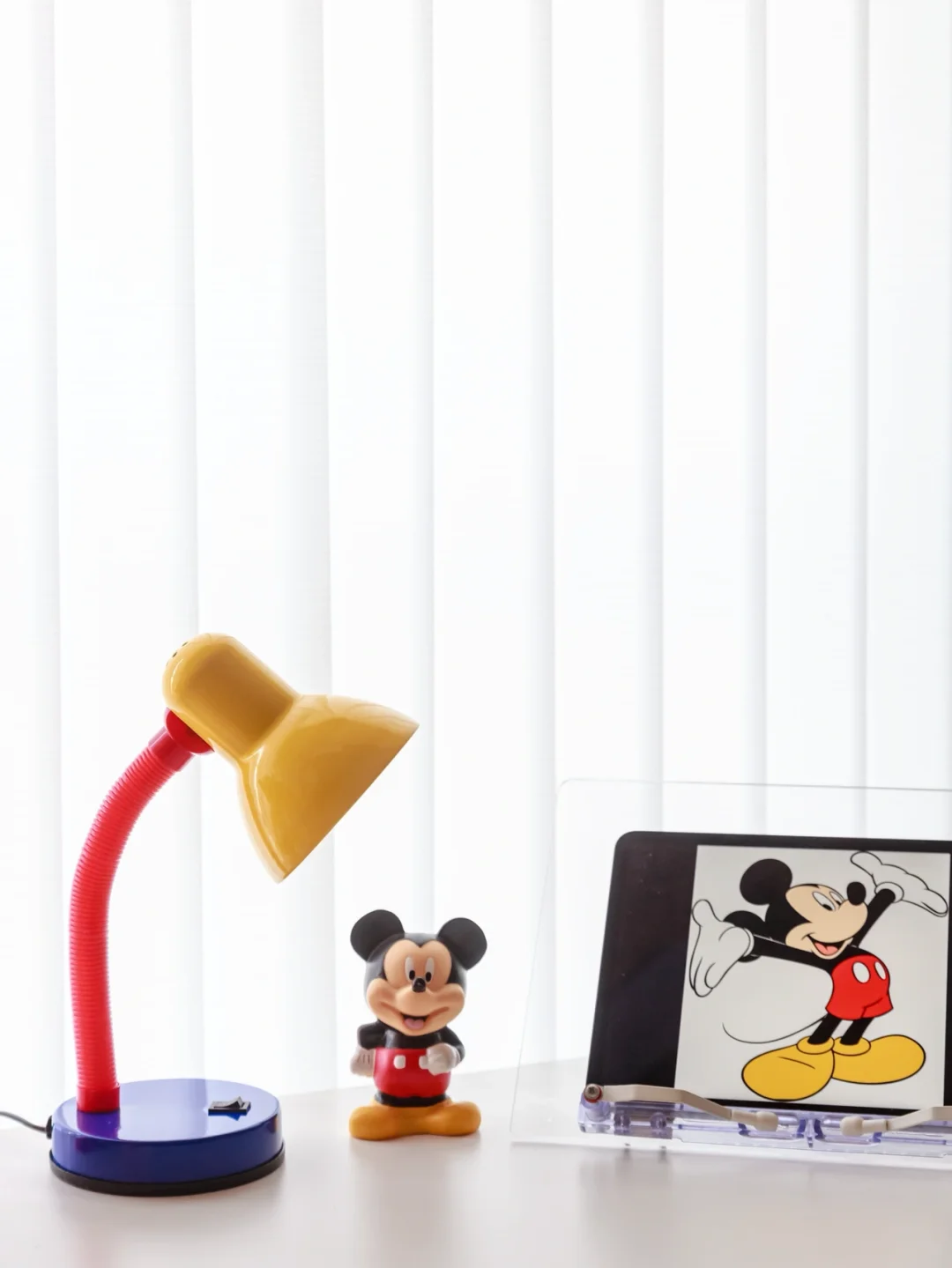 孟菲斯小台灯29R 这个色彩也是绝了！