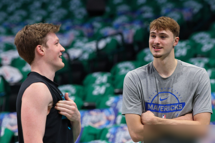 联盟这帮老家伙的选票，真就只看最后三场球？常规赛三分王克尼佩尔，就这么...