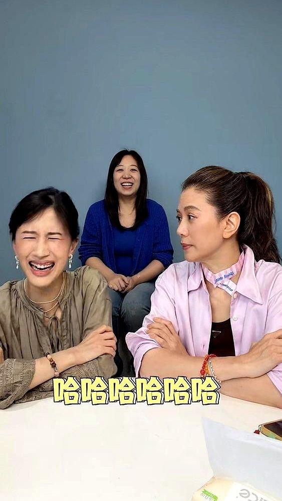 吴镇宇说张智霖娶她是“救赎众生”，袁咏仪当场翻白眼怼了回去。

她直接放话：“他老婆肯嫁给他，那才叫拯救宇宙！”

两人从港片黄金年代吵到现在，吴镇宇嘴再毒也没占过便宜。转头她又去损蔡少芬，吐槽听对方说普通话能听得“烧心”，损完自己转头又笑得不行。

人到中年不用端着。娱乐圈里客客气气的大多隔着层皮