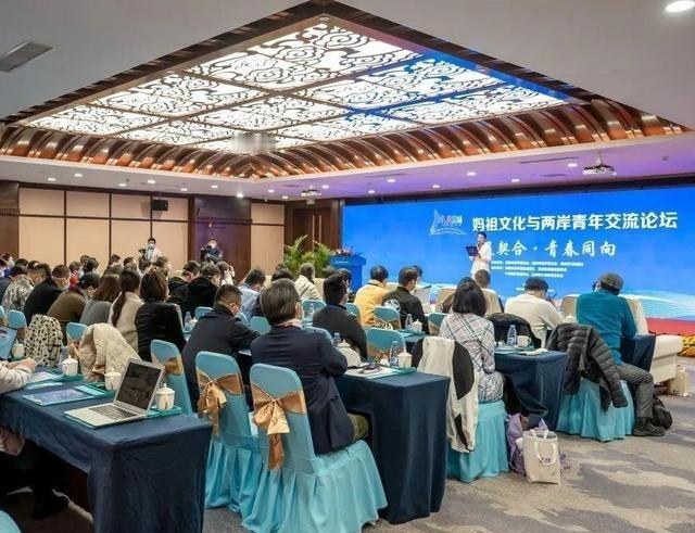 两岸统一的关键阻碍在谁？之前一直以为是赖清德，才发现，我们错了！大陆网友真的该醒醒了！
长期以来，很多人观察台海局势时，习惯把目光集中在岛内某些政治人物身上。谁发表了强硬言论，谁推动了相关政策，往往都会成为舆论焦点。但如果把视角放大，会发现台海问题并不是一个人的舞台，而是一盘涉及多方力量的棋局。
赖