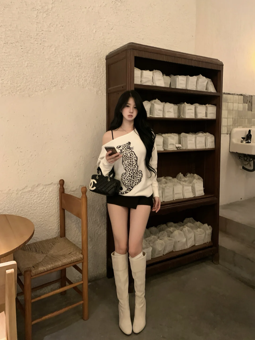 不知道 我的身材很曼妙