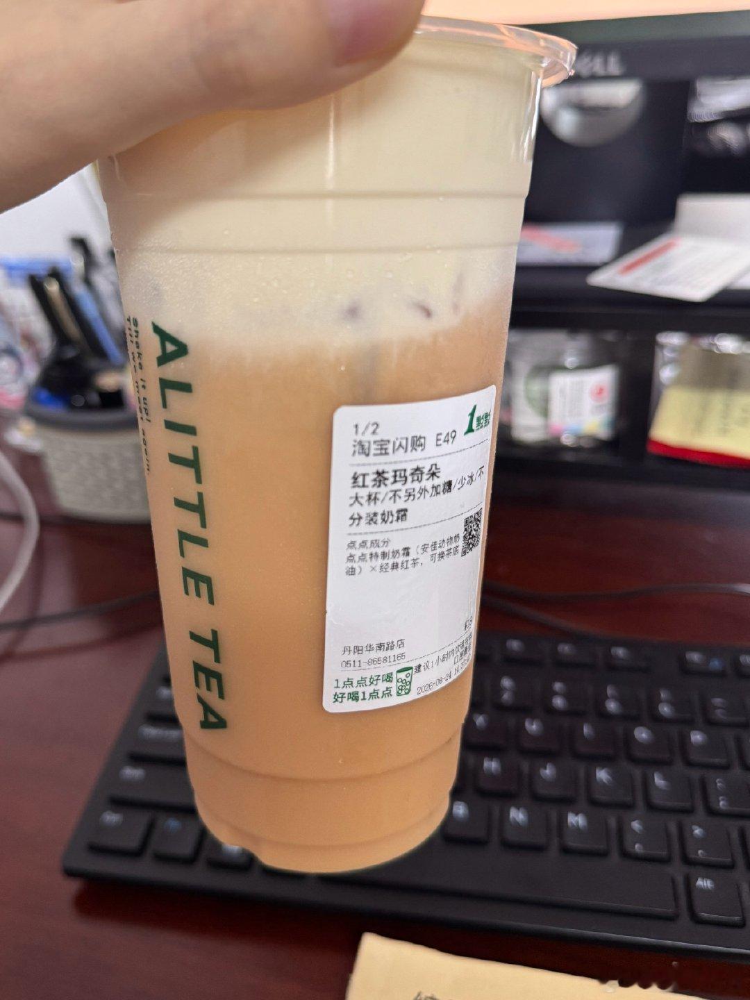 妹妹儿买到了最后几个面包
汉堡的预制菜 一做做一中午
体验大妹子的学校食堂 意想不到的美味啊😋
灰头土脸正太[无聊] ​