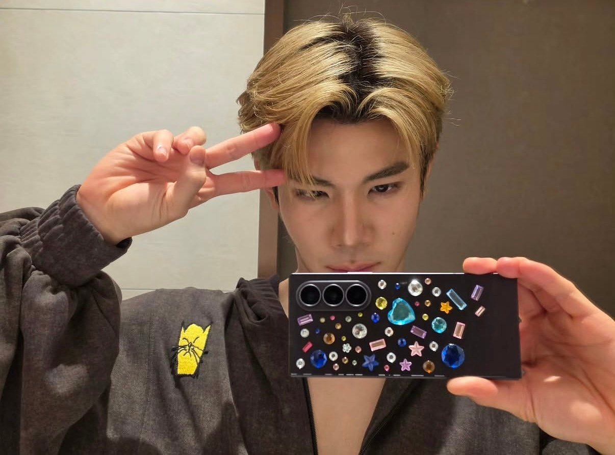260901 fourth.igs update

手握多个代言的狗子自拍✌🏻 ​