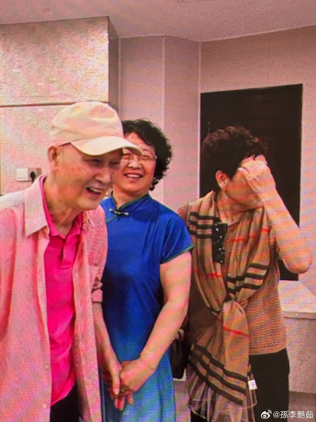 美股存儲芯片漲啦！教授說，明天A股科技大漲。 ​
