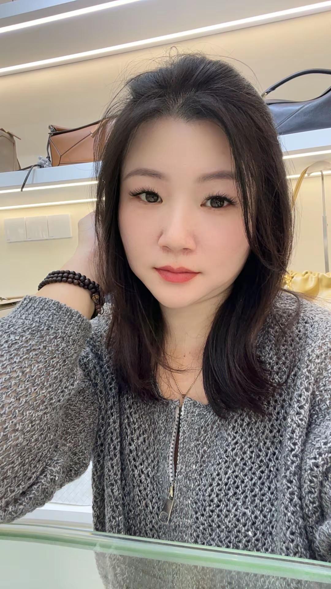 成年人的分寸感，是点到为止的沉默，不必多说…