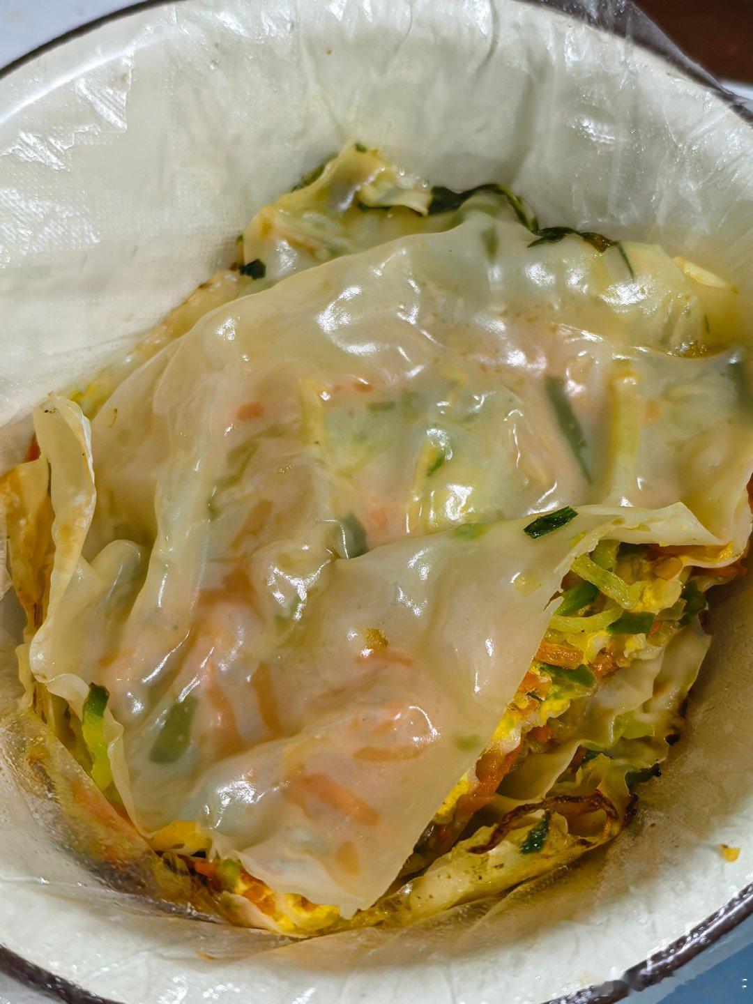 盒马的鲜肉月饼比山姆的要好吃一些，配料表干净、皮酥、肉馅香，饿的时候来一颗很过瘾[点赞][点赞]
西园卤味的蜜汁排骨很扎实
老家的凉粉、粉鸡、油茶、菜馍、烫串…nice ​