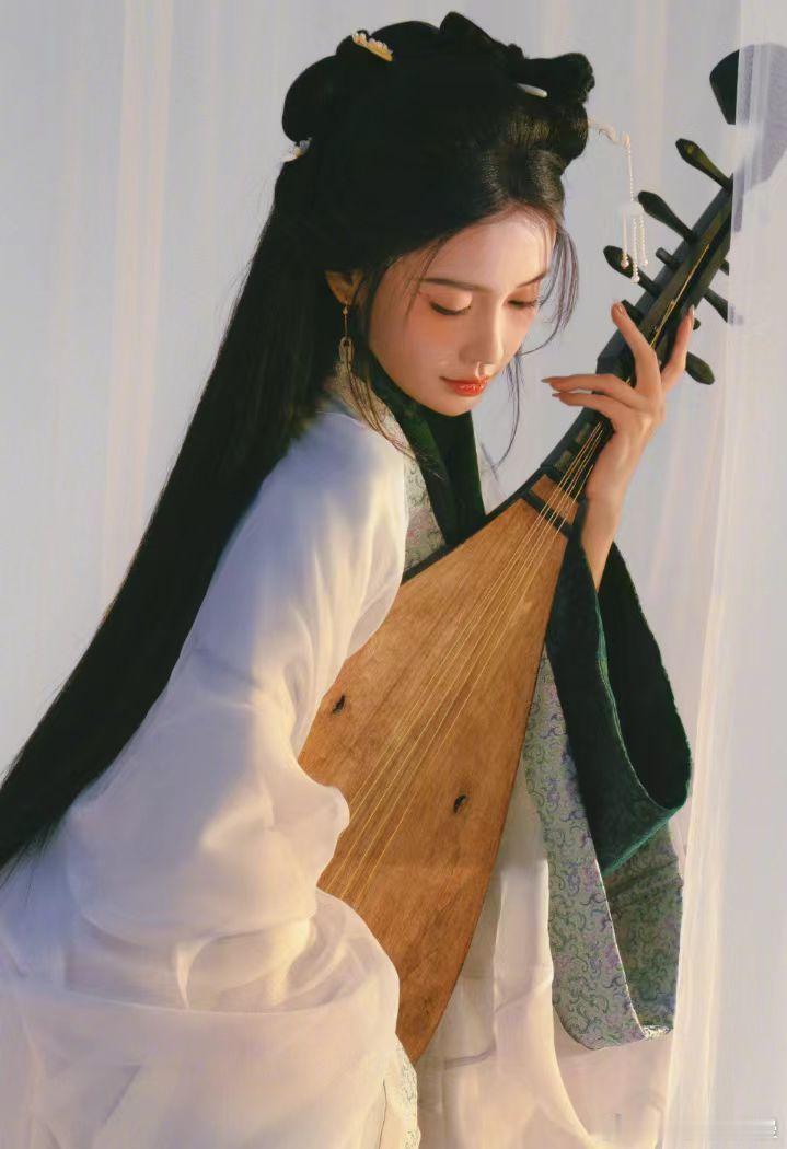 #angelababy[超话]##杨颖正能量##angelababy# 杀了王妃就能保住大唐吗？ ​