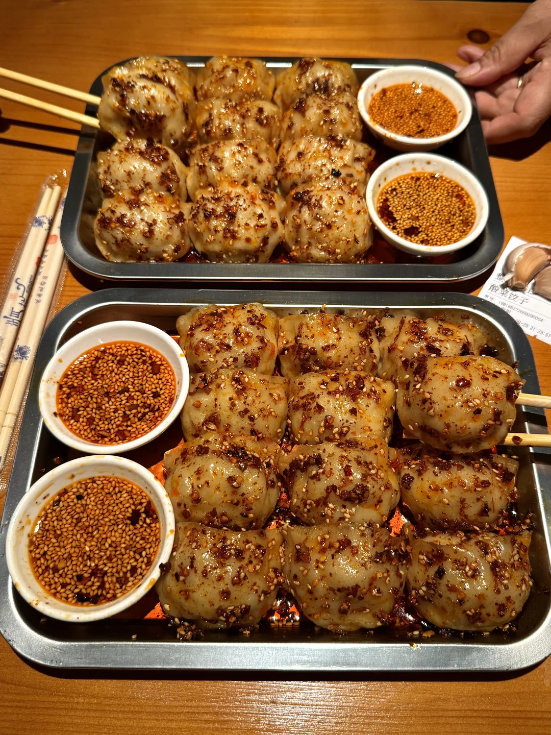杭州著名酸菜大蒸饺。。。