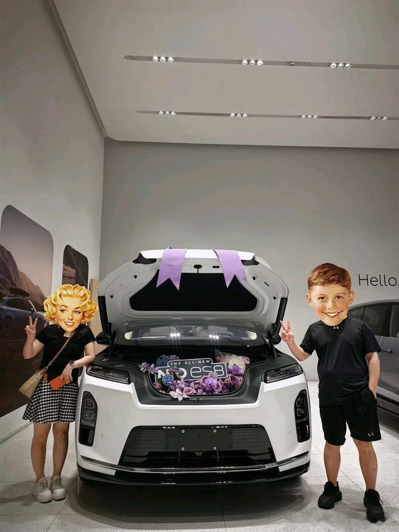 告别六年的老伙计，5月23号今日蔚来ES8。告别陪伴许久的大众途昂，下...