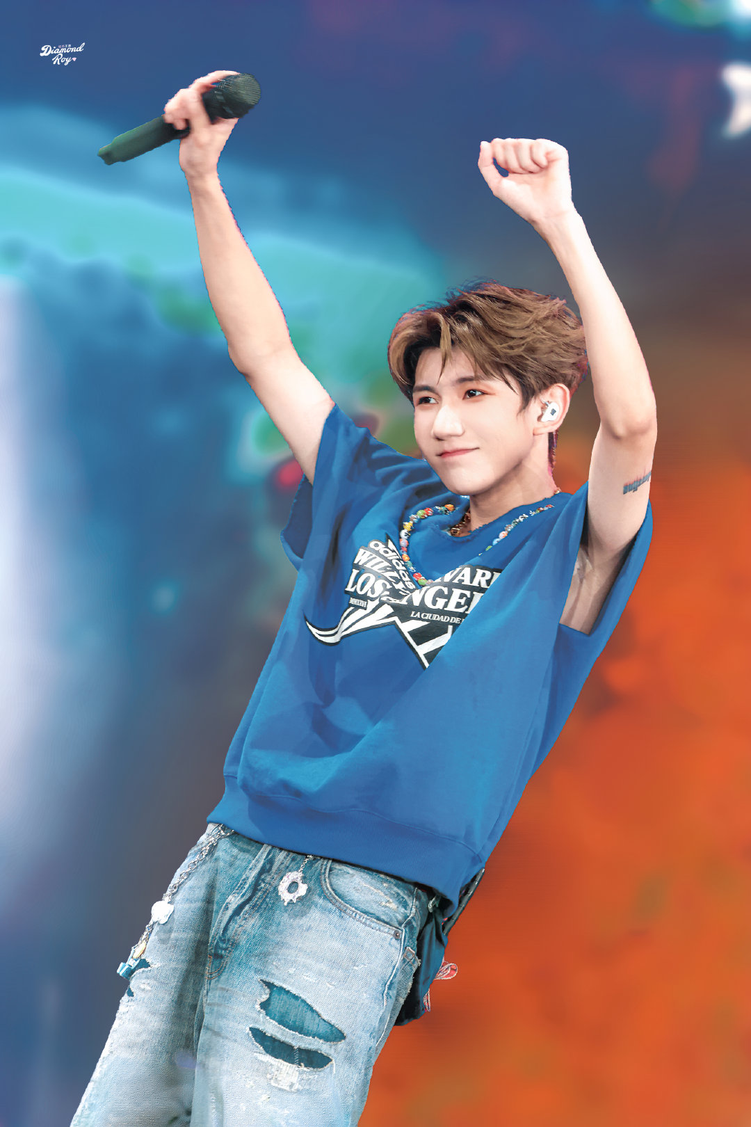 #王源[超话]##王源宇宙超级无敌大大狂欢巡演# 

源百草 就是现在！

成都见啦​