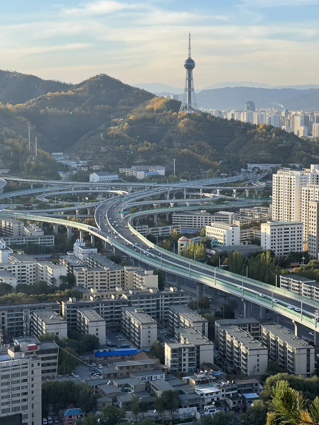 西宁｜发现一个超绝的城市风景