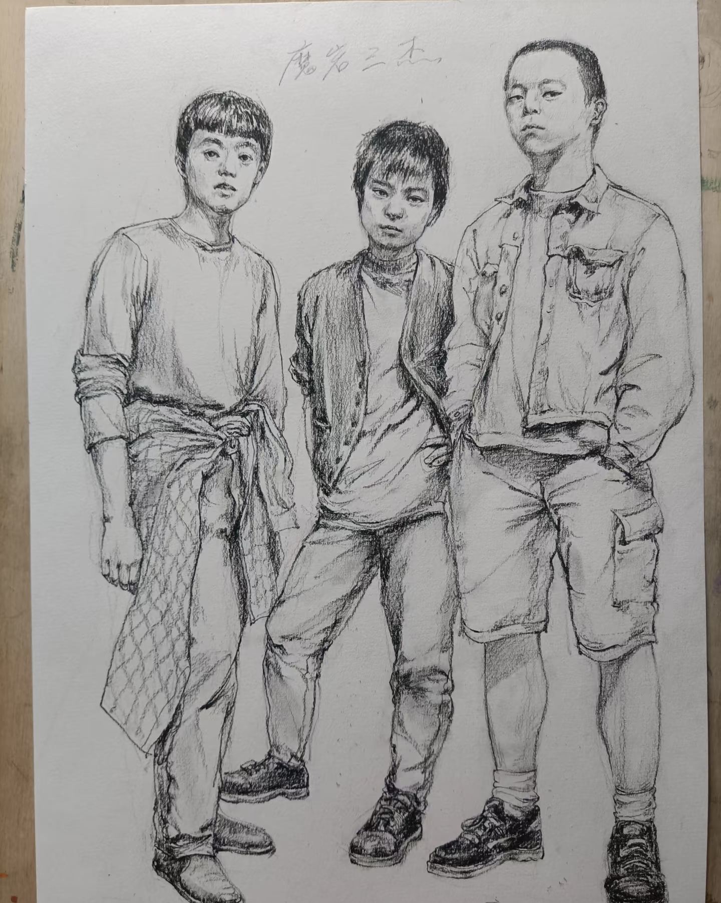2004年何勇接受采访说“红磡之后，张楚死了，我疯了，窦唯成仙了。”没想到他确实三个人中第一个撒手人寰的人。