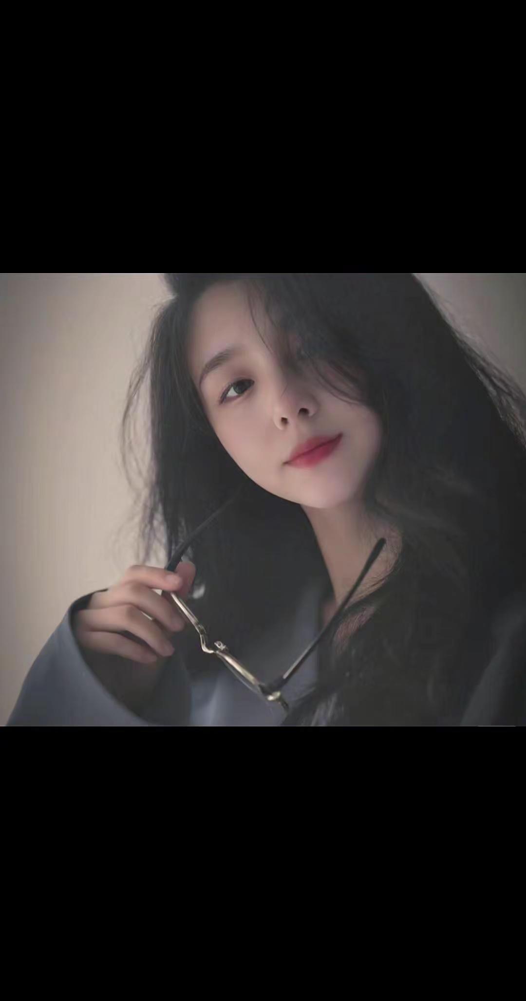 当你看透人性后、你会爱上独处、远离无效的社交、也不再讨好任何人